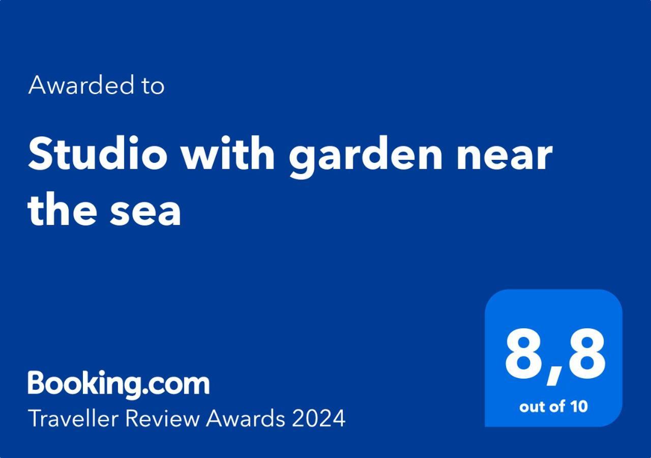 Studio With Garden Near The Sea Koper Eksteriør billede